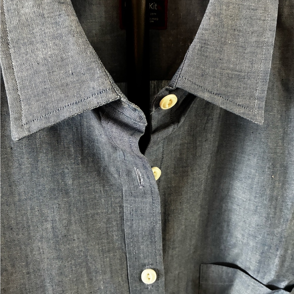 UNTUCKit Women's Blue Button-Down Shirt - Picture 2 of 6